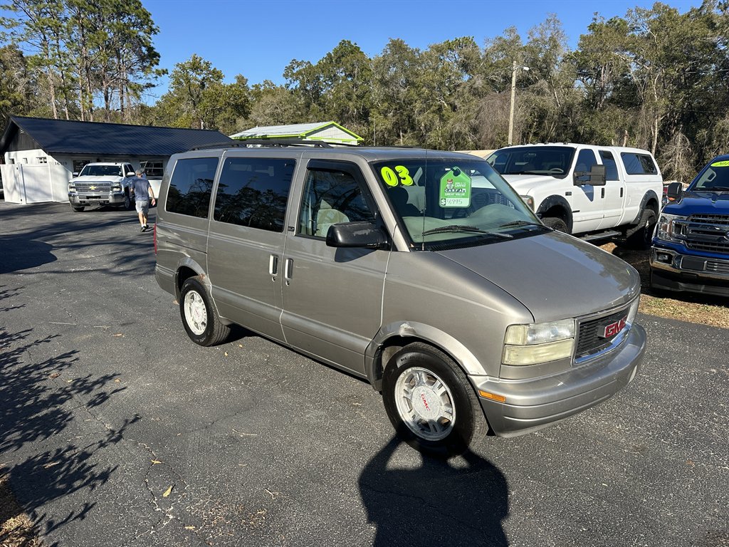2003 GMC Safari Base