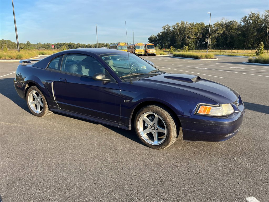 2003 Ford Mustang GT Deluxe's photo