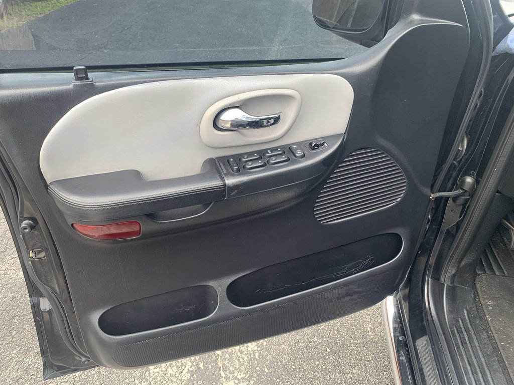 2003 Ford F-150 Harley-Davidson - Photo 17