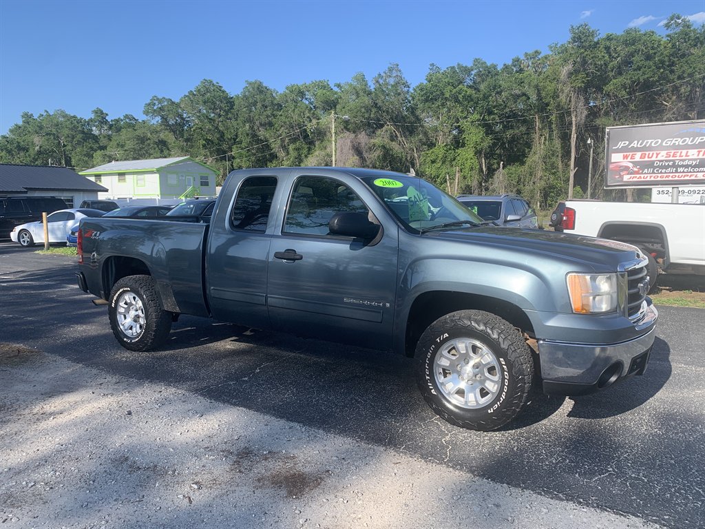 2007 GMC Sierra 4WD Extended Cab SLE2 SWB's photo