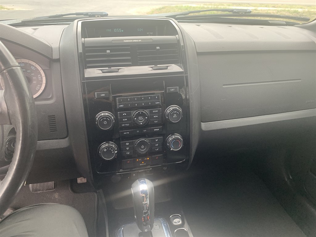 2010 Ford Escape Limited - Photo 12