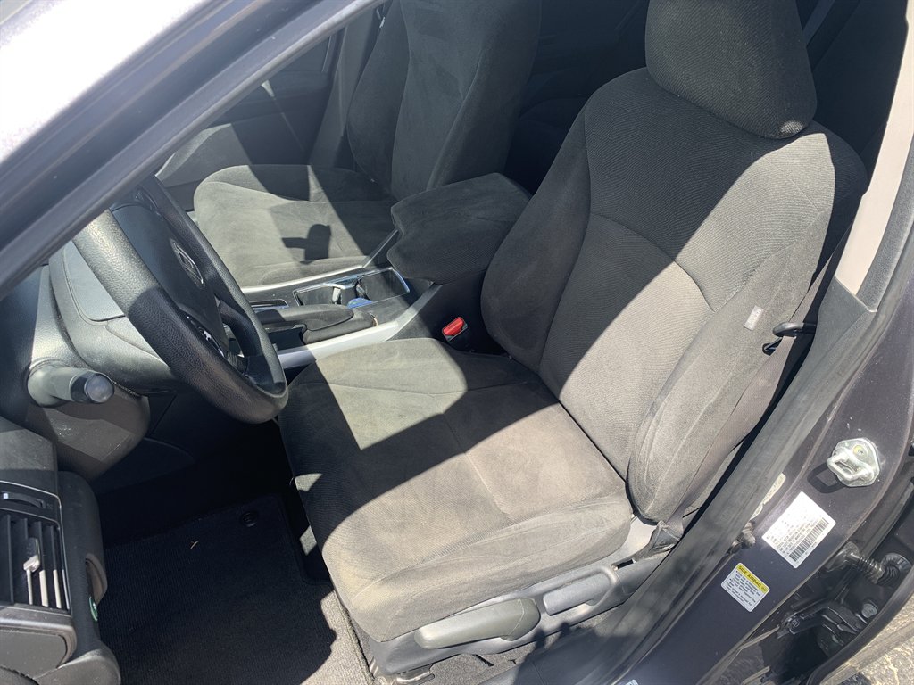 2013 Honda Accord LX - Photo 11