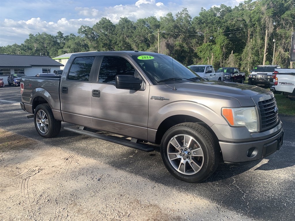 2014 Ford F-150 XL SuperCrew 145-in's photo