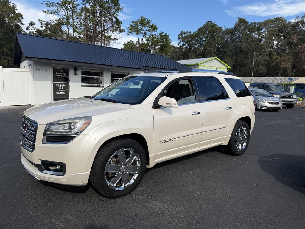 2015 GMC Acadia Denali's photo