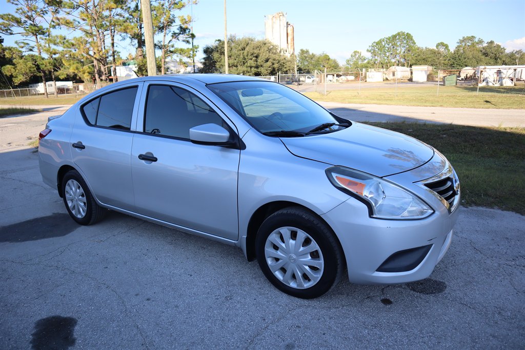 2016 Nissan Versa Sedan S Plus