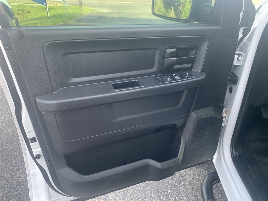 2016 RAM Ram 1500 Pickup Tradesman - Photo 15