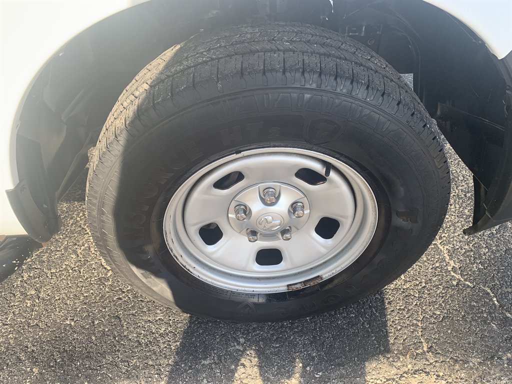 2016 RAM Ram 1500 Pickup Tradesman - Photo 24