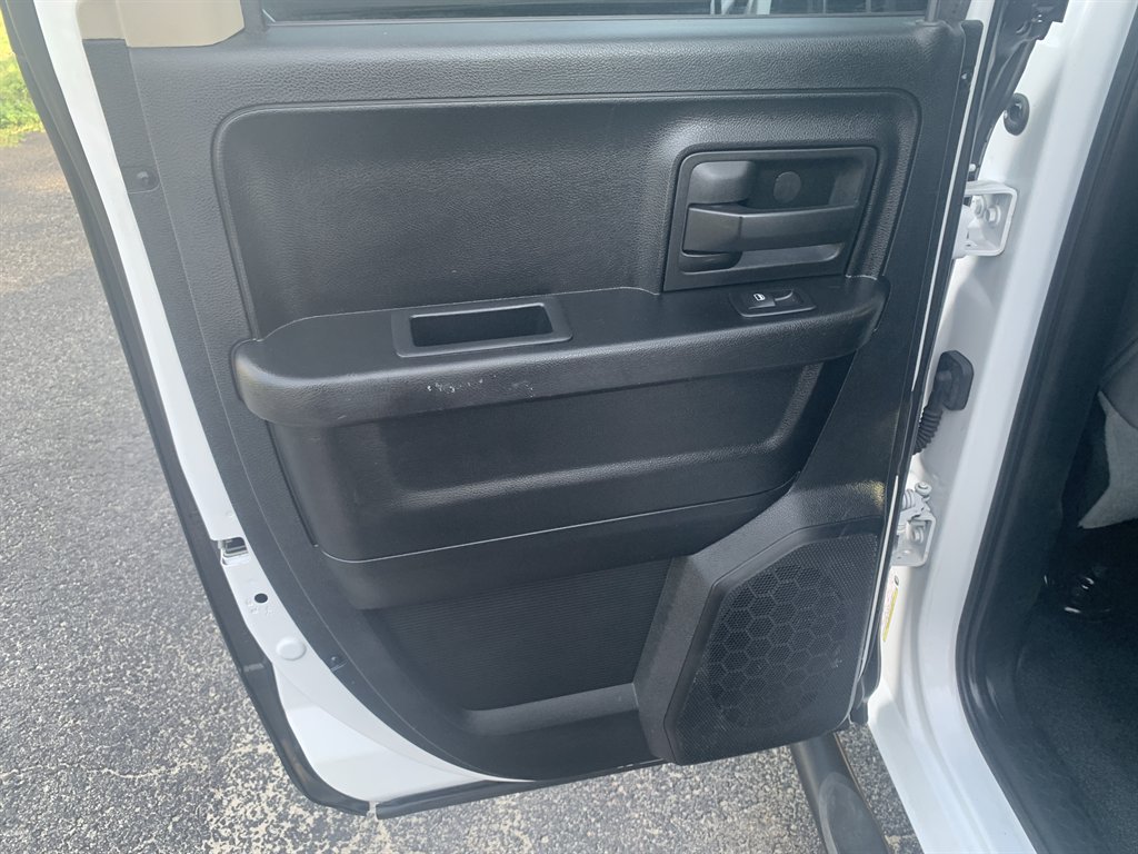 2016 RAM Ram 1500 Pickup Tradesman - Photo 17