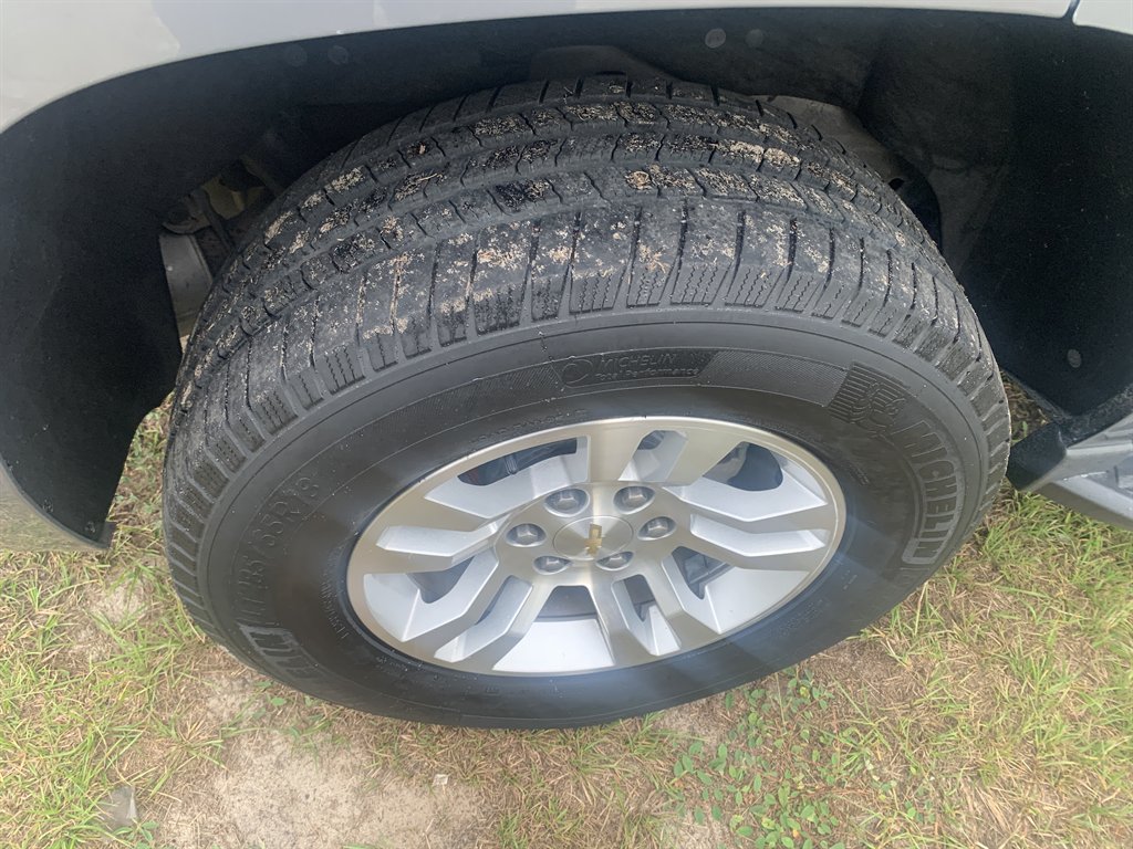 2019 Chevrolet Tahoe LT - Photo 30