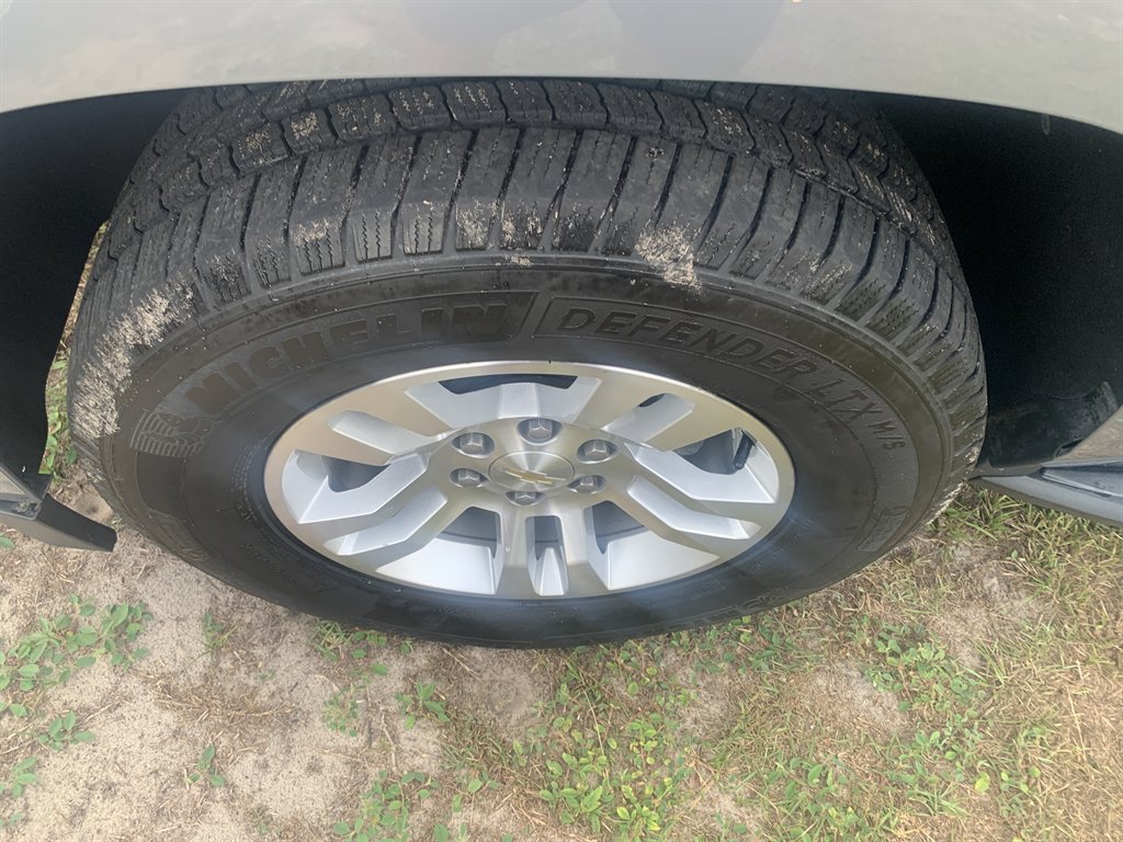 2019 Chevrolet Tahoe LT - Photo 28