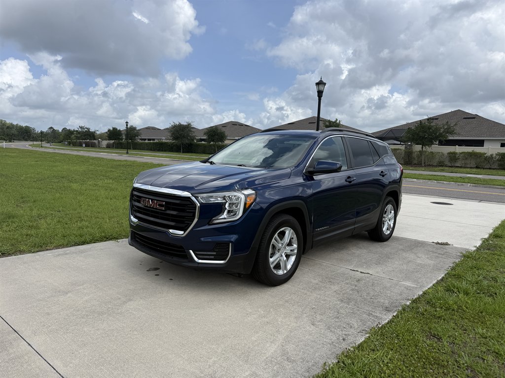 2023 GMC Terrain SLE FWD's photo
